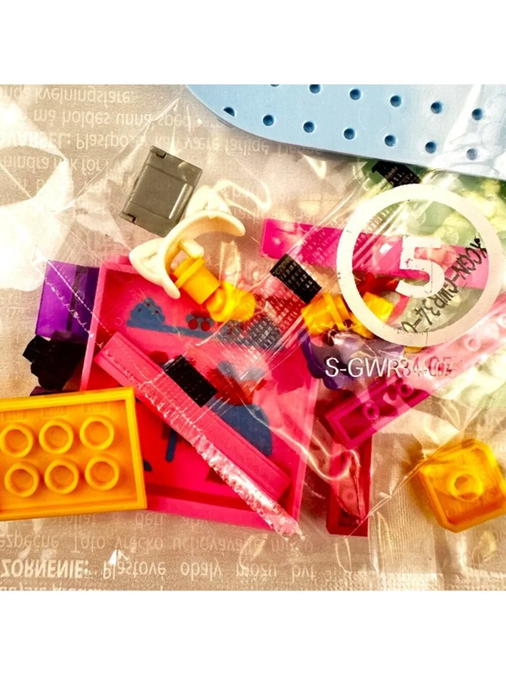 Barbie Malibu House Mega Construx Building Set GWR34 303 Pieces Ages 5+ Includes